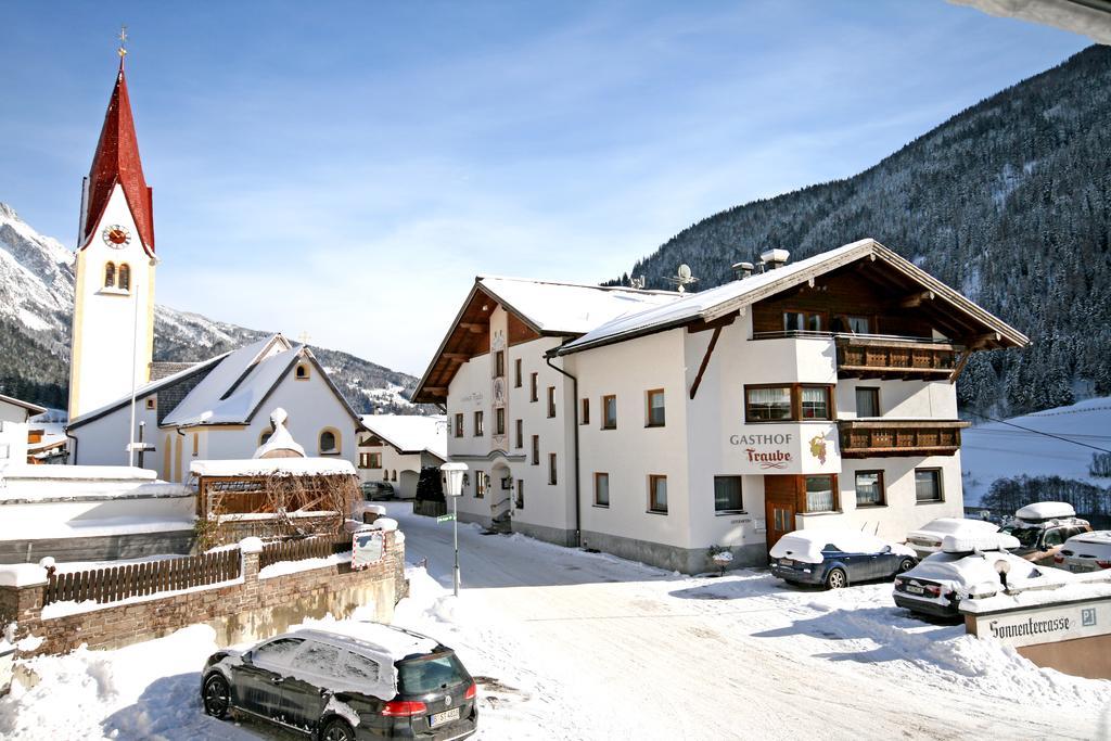 Hotel Traube Петной ам Арлберг Екстериор снимка