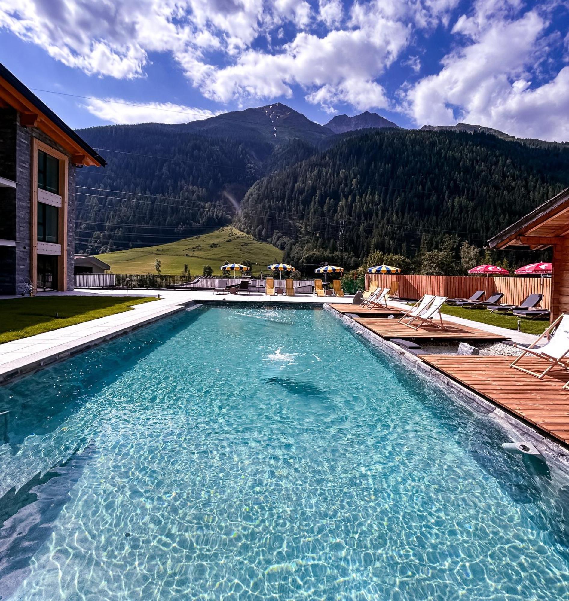 Hotel Traube Петной ам Арлберг Екстериор снимка